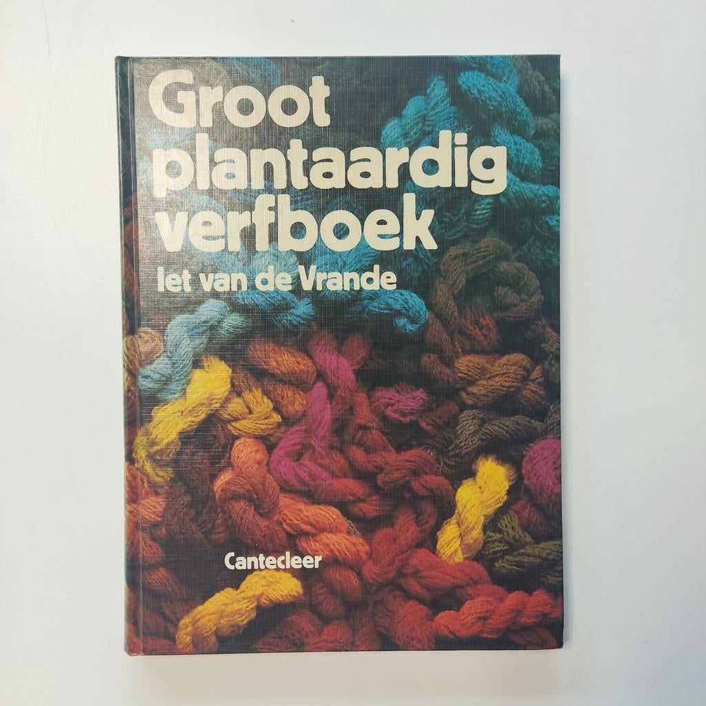 Groot Plantaardig Verfboek - Iet van de Vrande, Ophalen of Verzenden, Gelezen, Overige onderwerpen, Iet van de Vrande