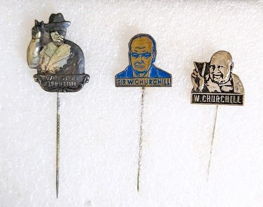 3 verschillende speldjes met Mr Winston Churchill from UK, Verzamelen, Speldjes, Pins en Buttons, Ophalen of Verzenden, Gebruikt