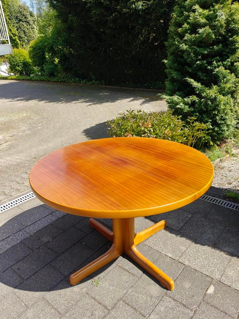 Vintage lubke eettafel rond tot ovaal uitschuifbaar, Huis en Inrichting, Tafels | Eettafels, Ophalen, Gebruikt, 100 tot 150 cm