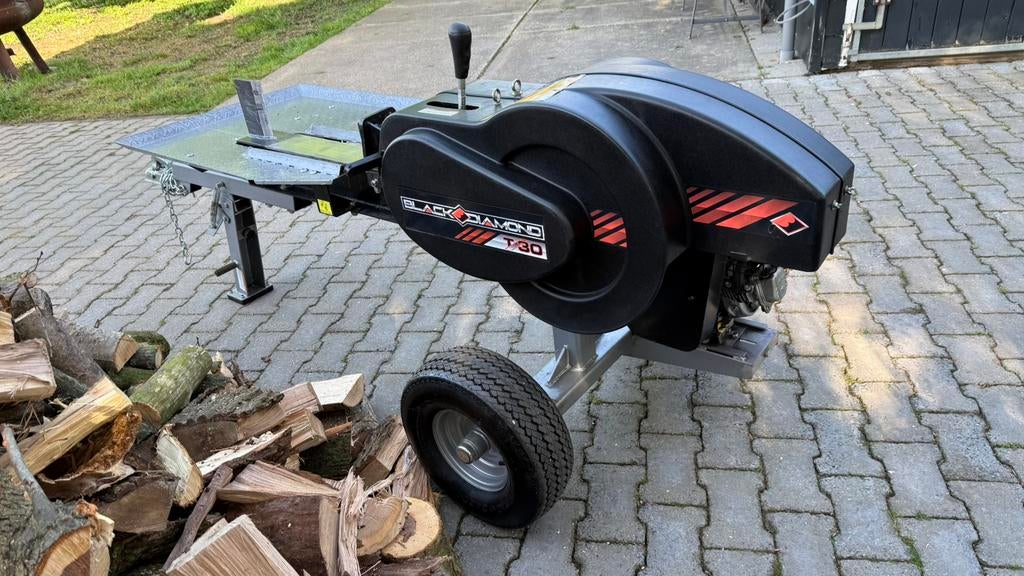 Kinetic houtklover T30 Black Diamond, Ophalen, Gebruikt, Benzine, Liggend