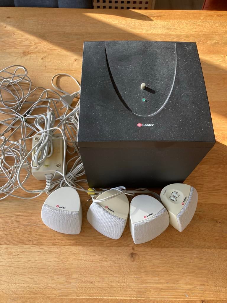 Labtec Dolby Surround Set voor PC, Computers en Software, Pc speakers, Ophalen, Gebruikt
