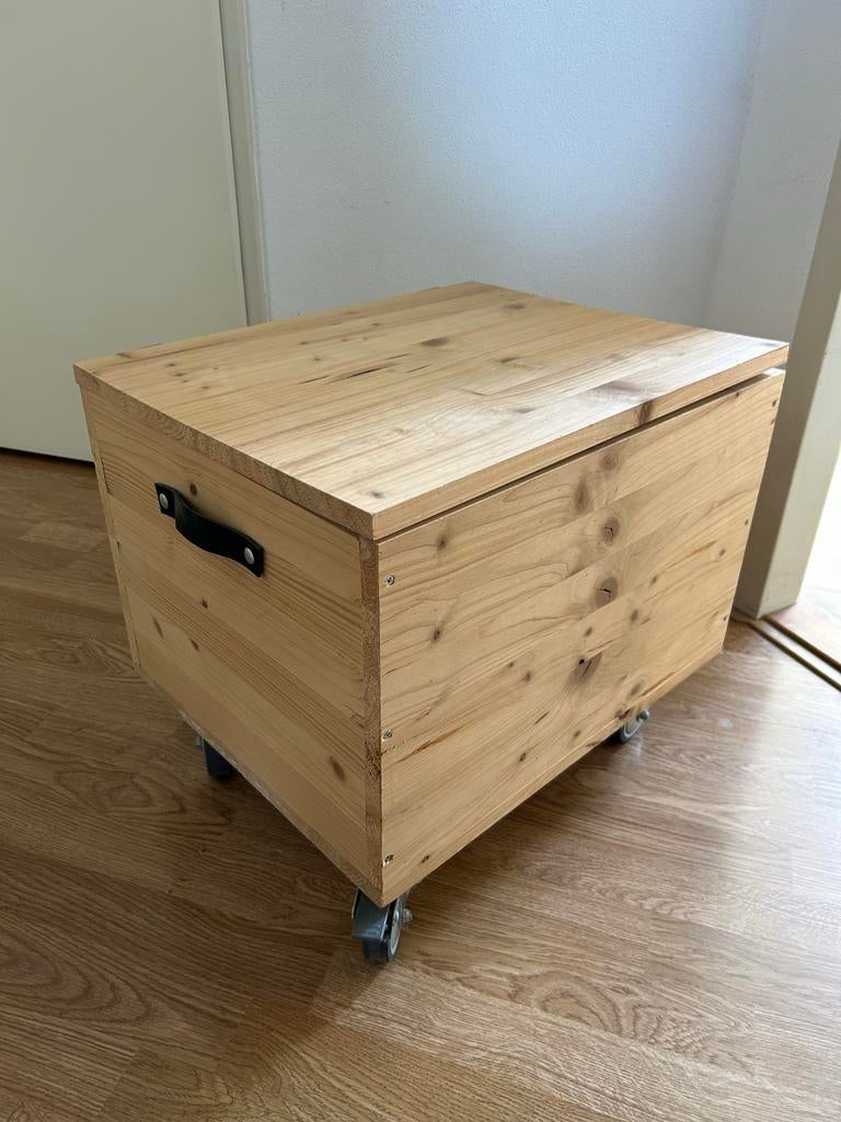 DIY opbergkist / speelgoedkist, Ophalen, Gebruikt, 50 tot 100 cm, Minder dan 50 cm