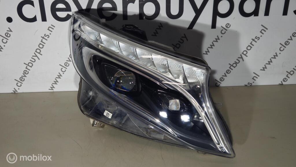 Koplamp origineel led Vito Bestel W447 ('14-'19) A4479069800, Gebruikt, Mercedes-Benz, Ophalen of Verzenden, Mercedes-Benz