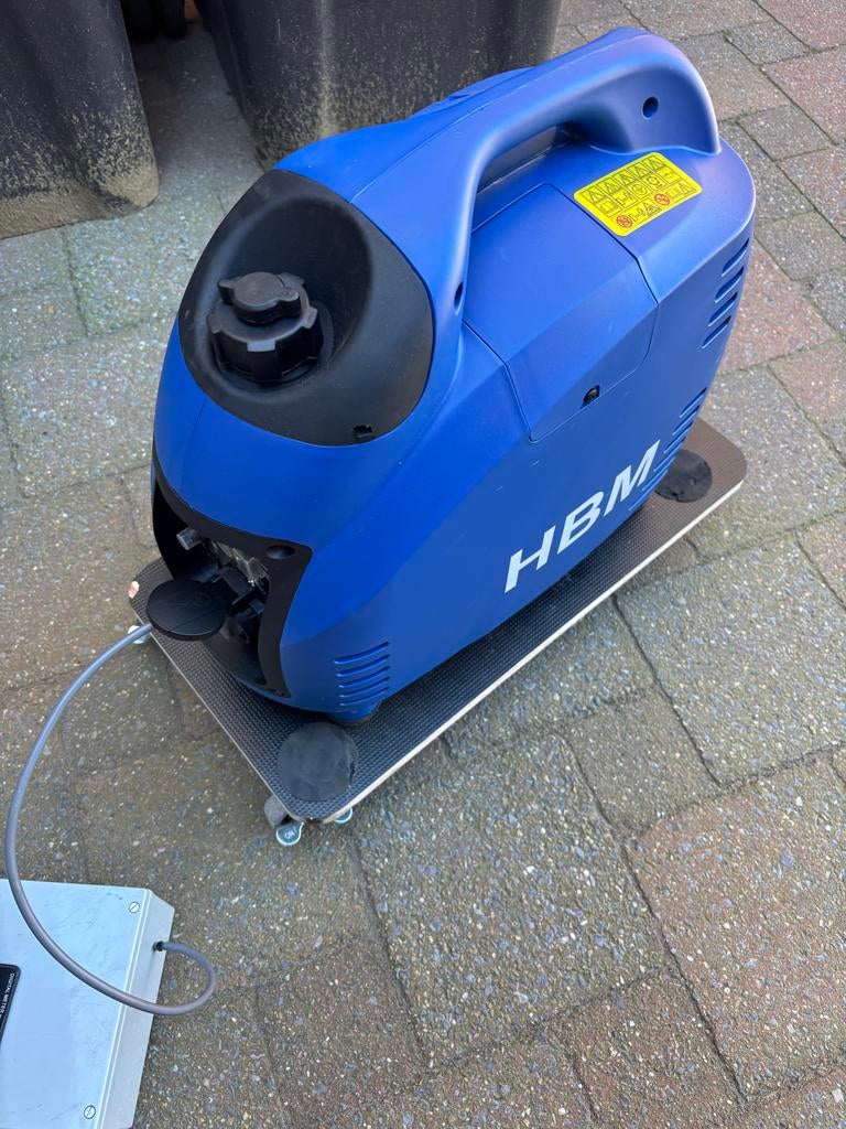 Stille HBM Inverter Generator 1500Wh - Ideaal voor Camping, Ophalen, Benzine, Zo goed als nieuw, Geluidgedempt