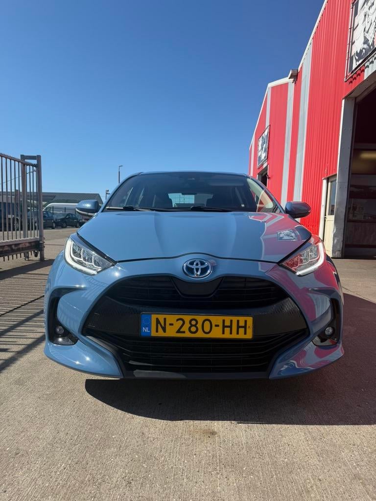 Toyota Yaris 1.5 Hybrid 116pk CVT 2021 Blauw, Auto's, Toyota, Blauw, 450 kg, 49 €/maand, 3 cilinders