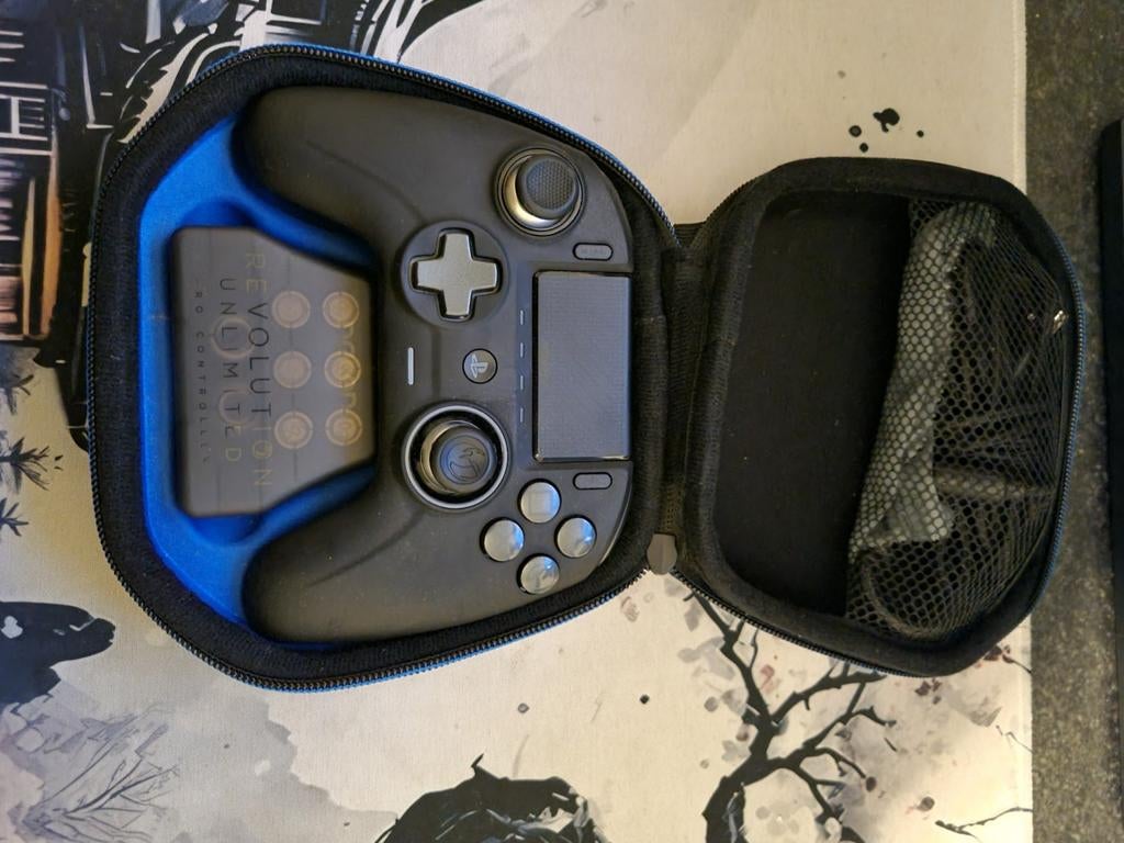 Nacon Revolution Unlimited Pro Controller PS4, Spelcomputers en Games, Spelcomputers | Sony PlayStation Consoles | Accessoires