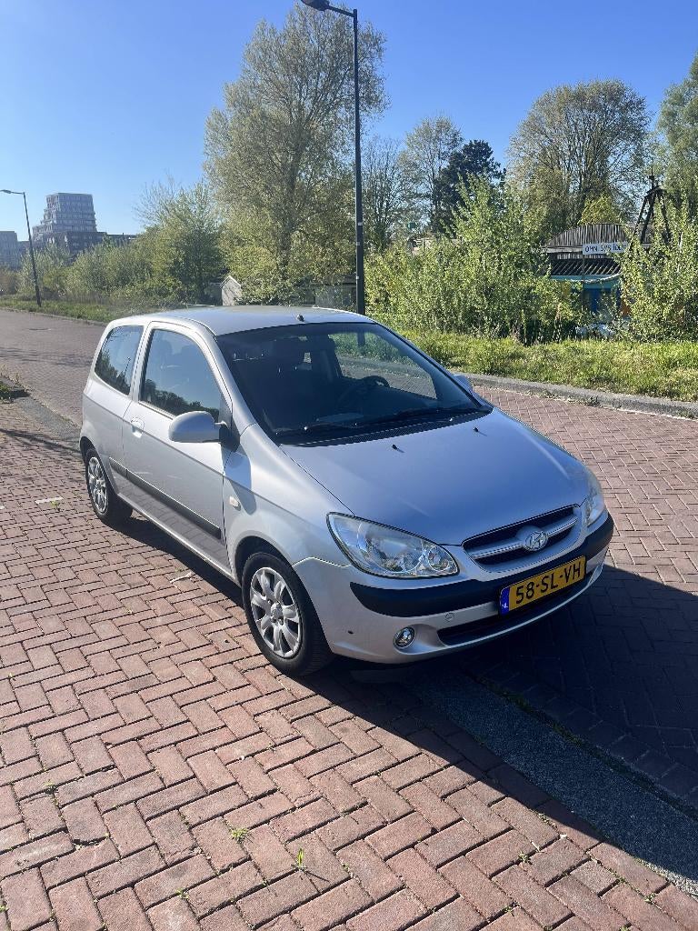 Hyundai Getz 1.4 3DRS 2006 Grijs - APK tot 29 mei 2027, Auto's, Hyundai, Voorwielaandrijving, 40 €/maand, Radio, 4 cilinders