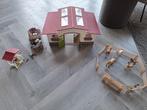 Schleich paardenstal + paarden en accessoires (complete set), Ophalen, Zo goed als nieuw