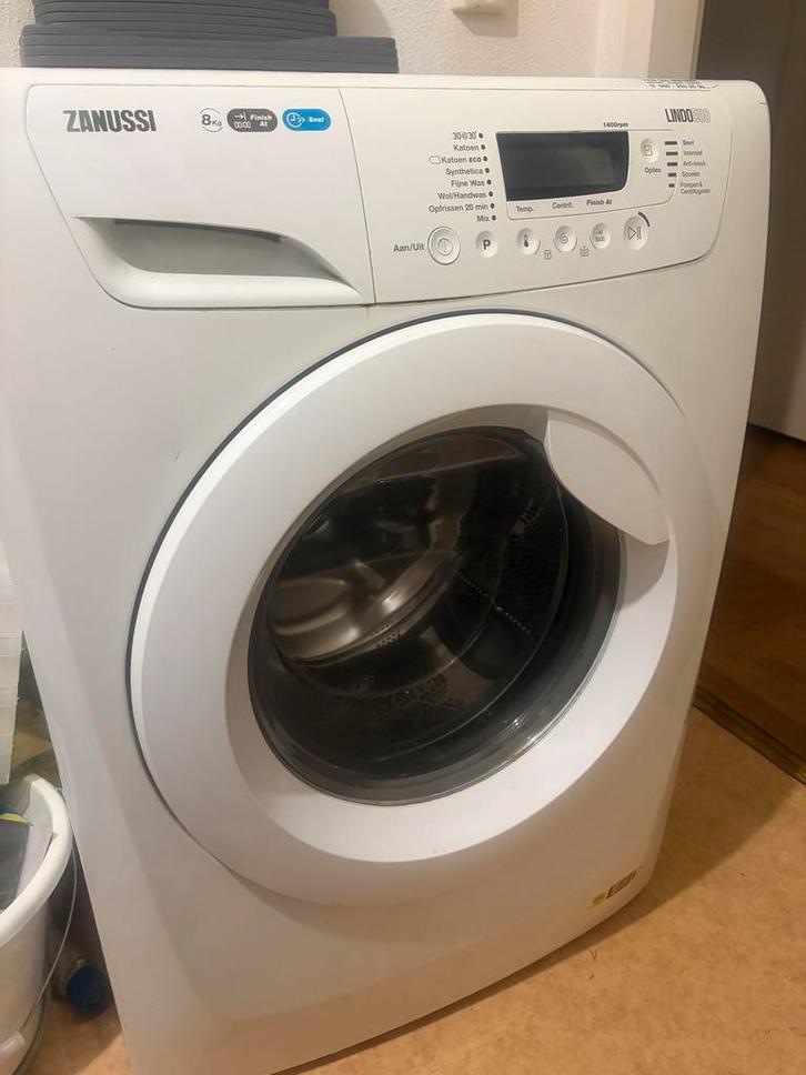 Zanussi Lindo 500 wasmachine 8kg, Witgoed en Apparatuur, Wasmachines, Zo goed als nieuw, Voorlader, 8 tot 10 kg, 85 tot 90 cm