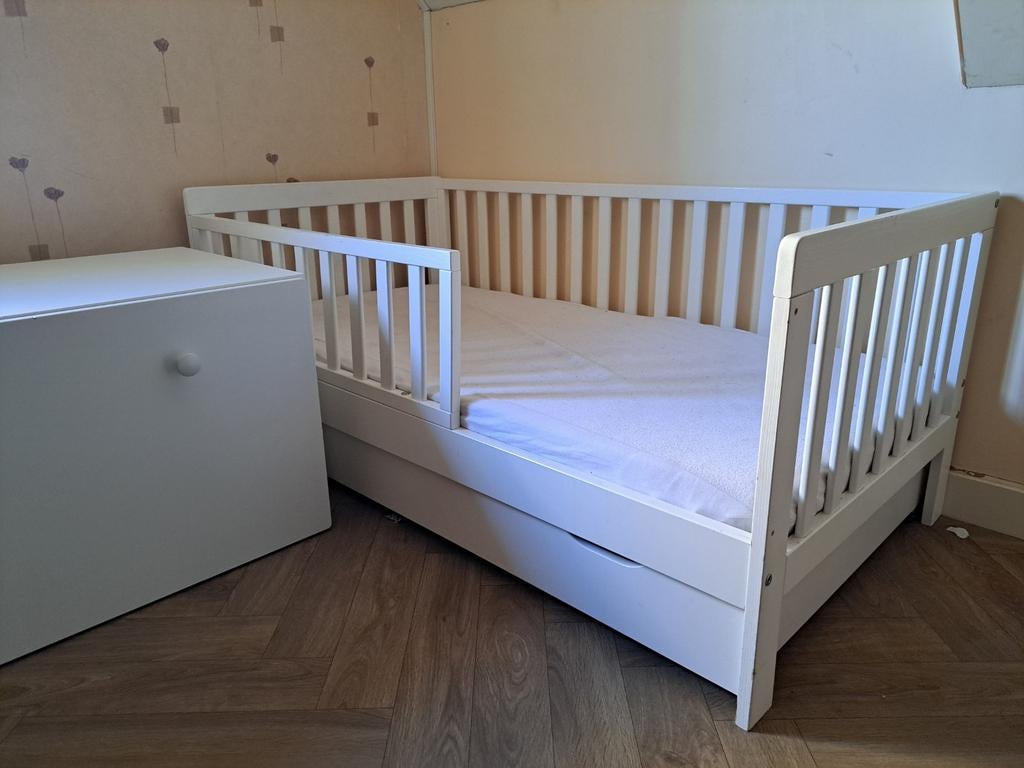 Petite Amélie peuterbed met lade, Kinderen en Baby's, Kinderkamer | Bedden, 70 tot 85 cm, Zo goed als nieuw, 160 tot 180 cm, Ophalen