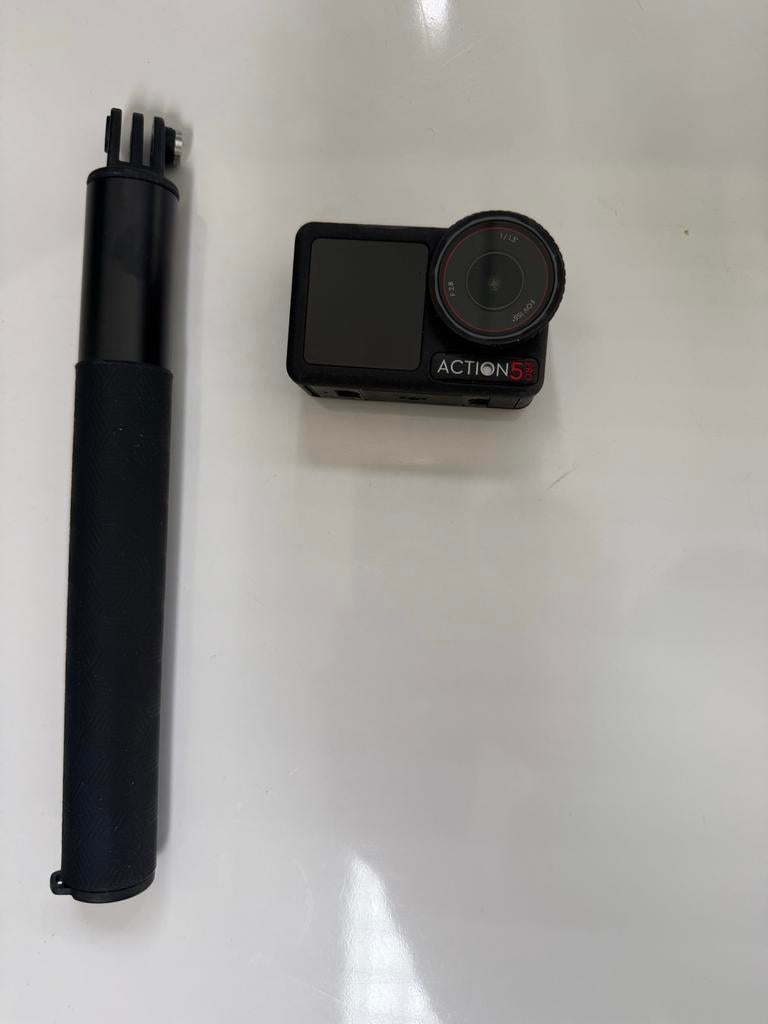 DJI Osmo Action 5 met Selfiestick, Ophalen of Verzenden, Zo goed als nieuw, Overige merken