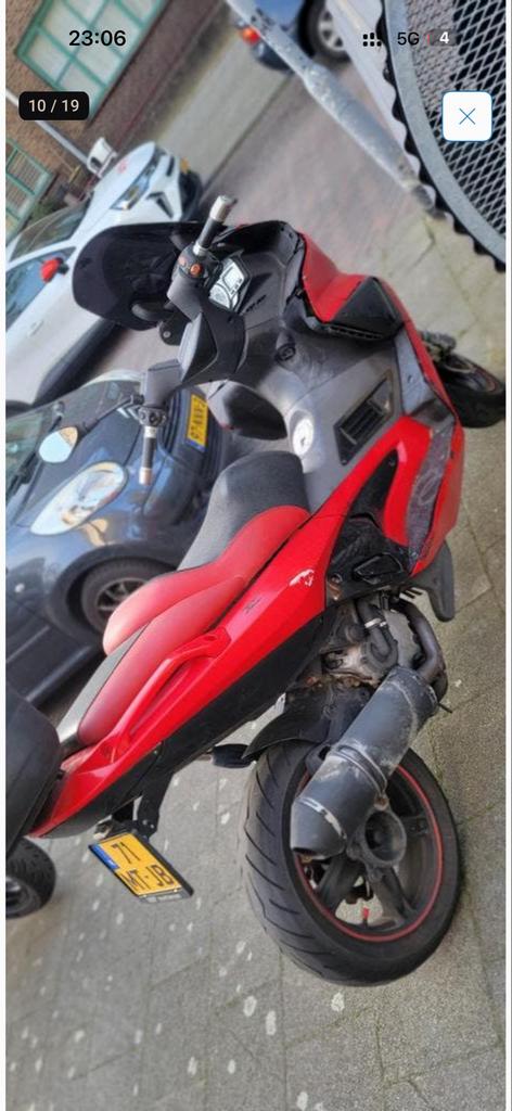 Gezocht Uitlaat piaggio/gilera Nexus MP3 beverly X9 etc, Ophalen, Gebruikt, Uitlaat, Overige merken
