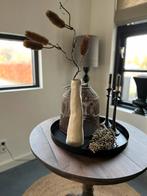 Vaas/Warm Beige. Hoogte 38 cm., Overige kleuren, Aardewerk of Porselein, Ophalen of Verzenden, Zo goed als nieuw