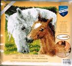 Cado SALE vervaco knooppakket kussen paard met veulen, Hobby en Vrije tijd, Borduren en Borduurmachines, Ophalen of Verzenden