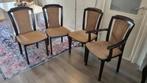 Gratis: 4 eettafel stoelen, Huis en Inrichting, Ophalen, Gebruikt, Bruin, Vier