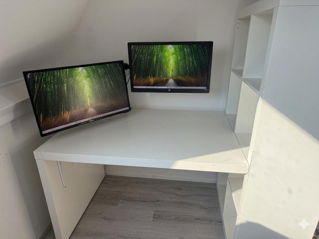 Office table, Ophalen, Gebruikt