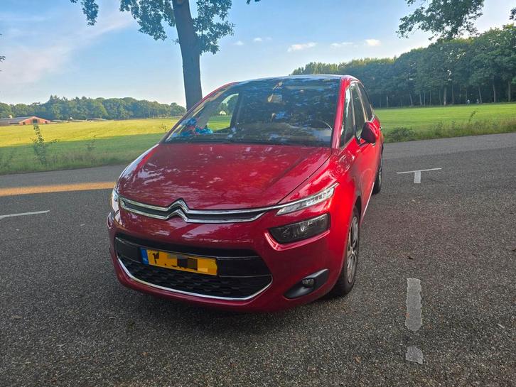 Citroën C4 1.6 E-hdi 2014 Rood, Auto's, Citroën, Particulier, C4, ABS, Achteruitrijcamera, Diesel, C, MPV, Handgeschakeld, Origineel Nederlands