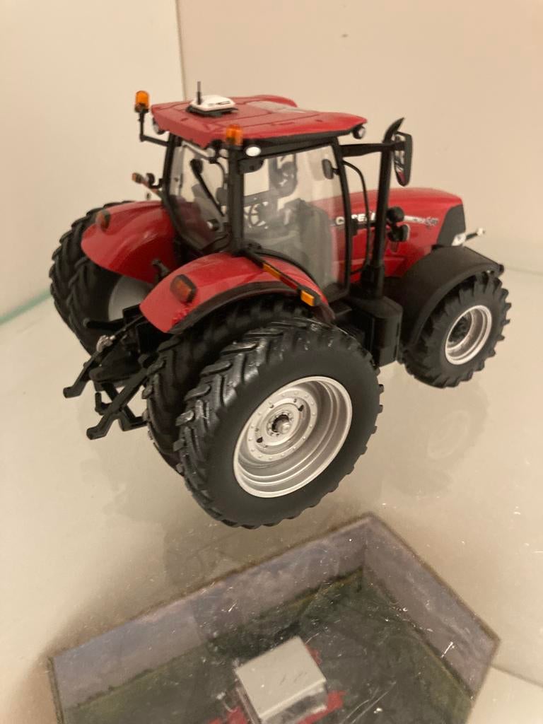 Case puma 240 van UH, Hobby en Vrije tijd, Modelauto's | 1:32, Ophalen of Verzenden, Nieuw, Tractor of Landbouw, Universal Hobbies