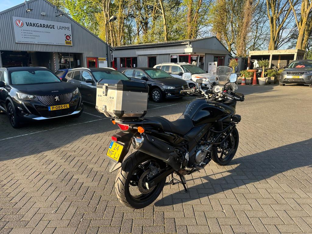 Suzuki All-Road DL 650 V-Strom Black Rhino ABS, Jan@vakgaragelamme.nl, Nieuw-Loosdrechtsedijk 167
1231 KS  Loosdrecht, NL, Bedrijf