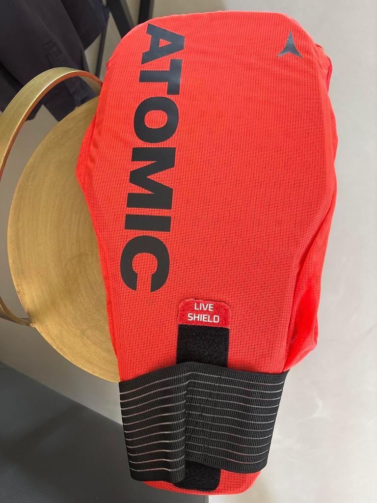 Nieuwe Atomic Live Shield Back Protector maat L, Ophalen of Verzenden, Zo goed als nieuw, Skiën, Minder dan 100 cm