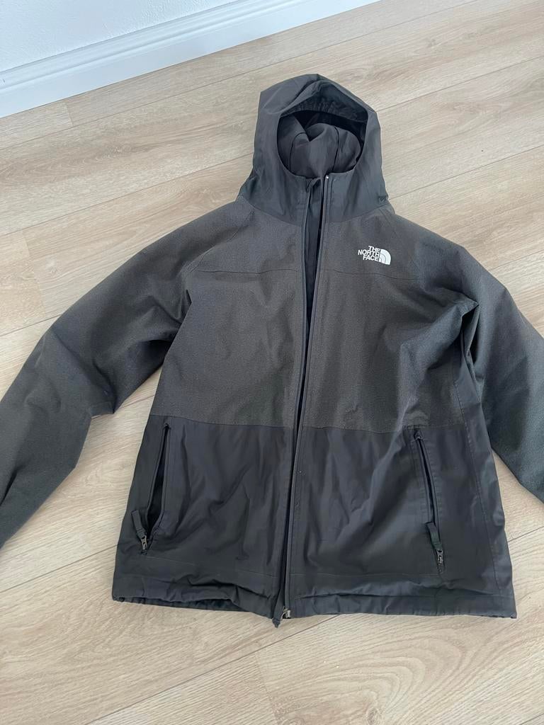 The North Face Jas - Donkergrijs/Zwart, Kleding | Heren, Jassen | Winter, Ophalen of Verzenden, Gedragen, Maat 48/50 (M), Grijs
