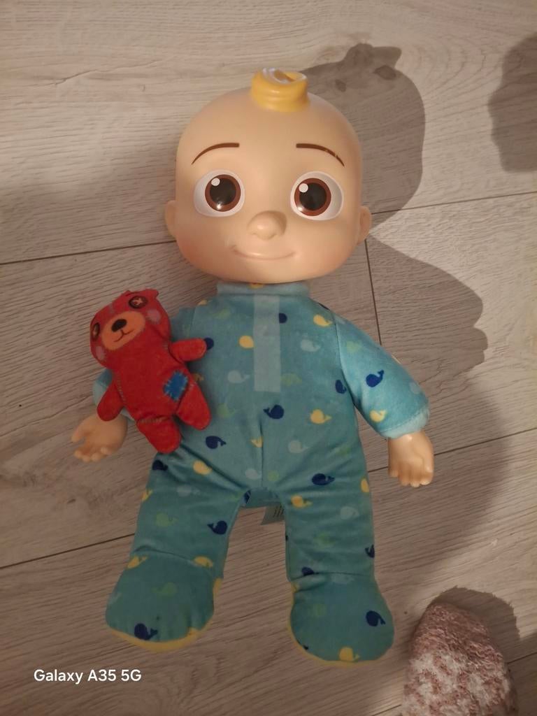 CocoMelon pop met knuffel, Kinderen en Baby's, Ophalen of Verzenden, Zo goed als nieuw, Babypop