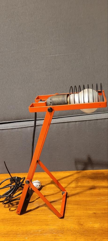 Artemide  Sintesi tafellamp Red, Huis en Inrichting, Ophalen of Verzenden, Zo goed als nieuw, 50 tot 75 cm