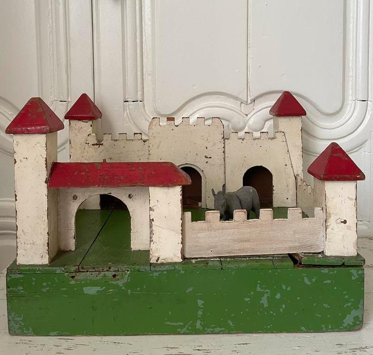 Brocante oud speelgoed Kasteel van hout, Antiek en Kunst, Curiosa en Brocante, Ophalen of Verzenden