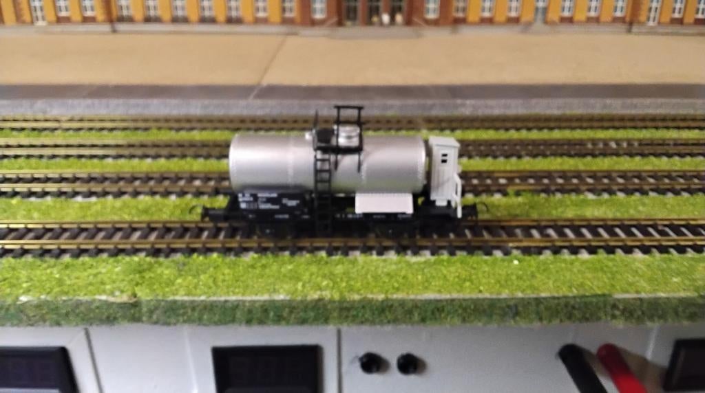 Sachsenmodelle NS 16068 H0 Grijze ketelwagon 'Gasolie-Teerol, Overige merken, Gelijkstroom, Ophalen of Verzenden, NS