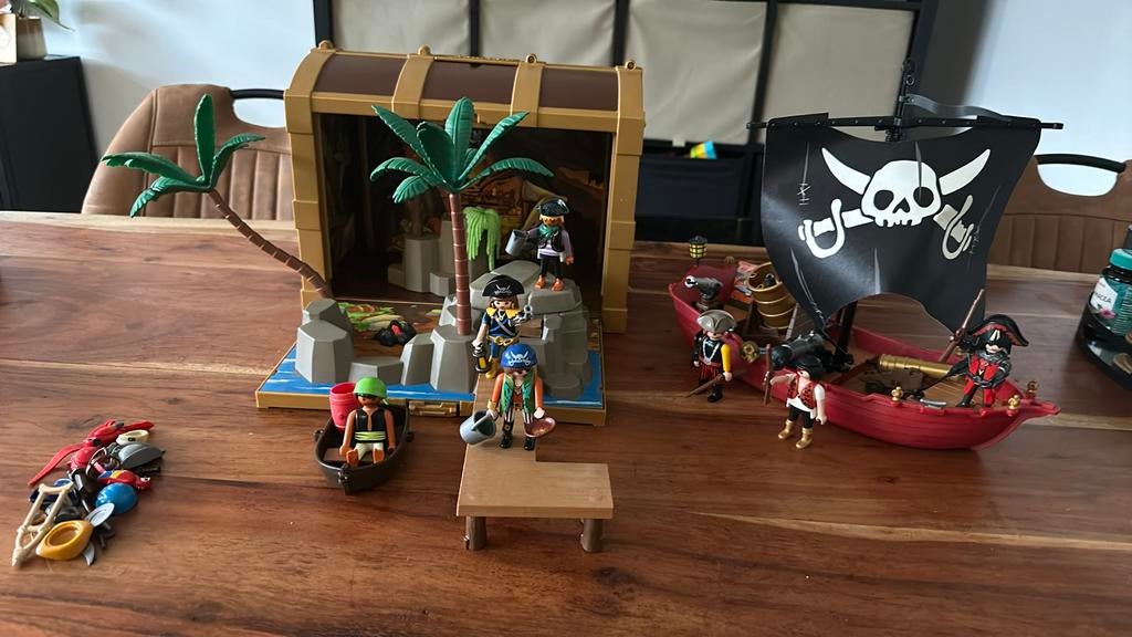 Playmobil piratenschip met schatkist + gratis Spacecommando, Kinderen en Baby's, Speelgoed | Overig, Gebruikt, Jongen of Meisje
