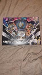 Arceus V Figure Collection Box met Cosmic Eclipse Booster, Ophalen of Verzenden, Nieuw, Overige typen