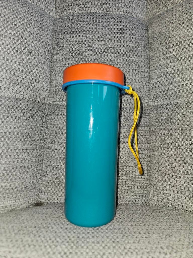 Tupperware Tumbo Beker met draaidop en Koord lekvrij!, Huis en Inrichting, Keuken | Tupperware, Ophalen of Verzenden, Zo goed als nieuw