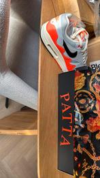 Nike schoenen maat 44 crimson orange, Ophalen of Verzenden, Nieuw, Overige kleuren, Sneakers of Gympen