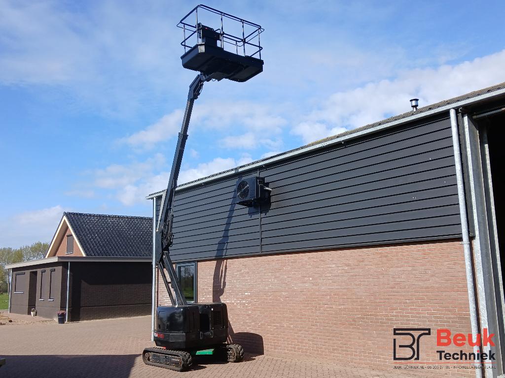Hoogwerker rupshoogwerker nagano 060 maeda 8.2m werkhoogte, Zakelijke goederen, Machines en Bouw | Liften, Steigers en Ladders