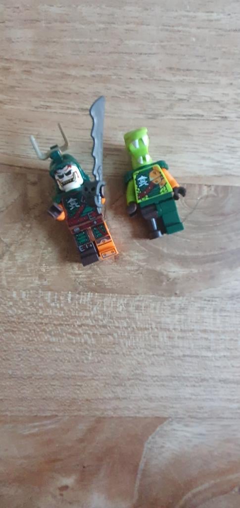 Lego ninjago poppetjes, Ophalen of Verzenden, Zo goed als nieuw