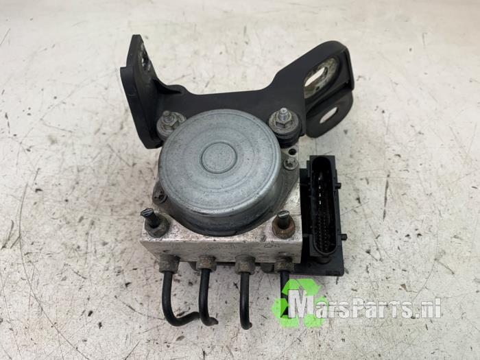 ABS Pomp van een Opel Corsa, Gebruikt, -, -, Opel