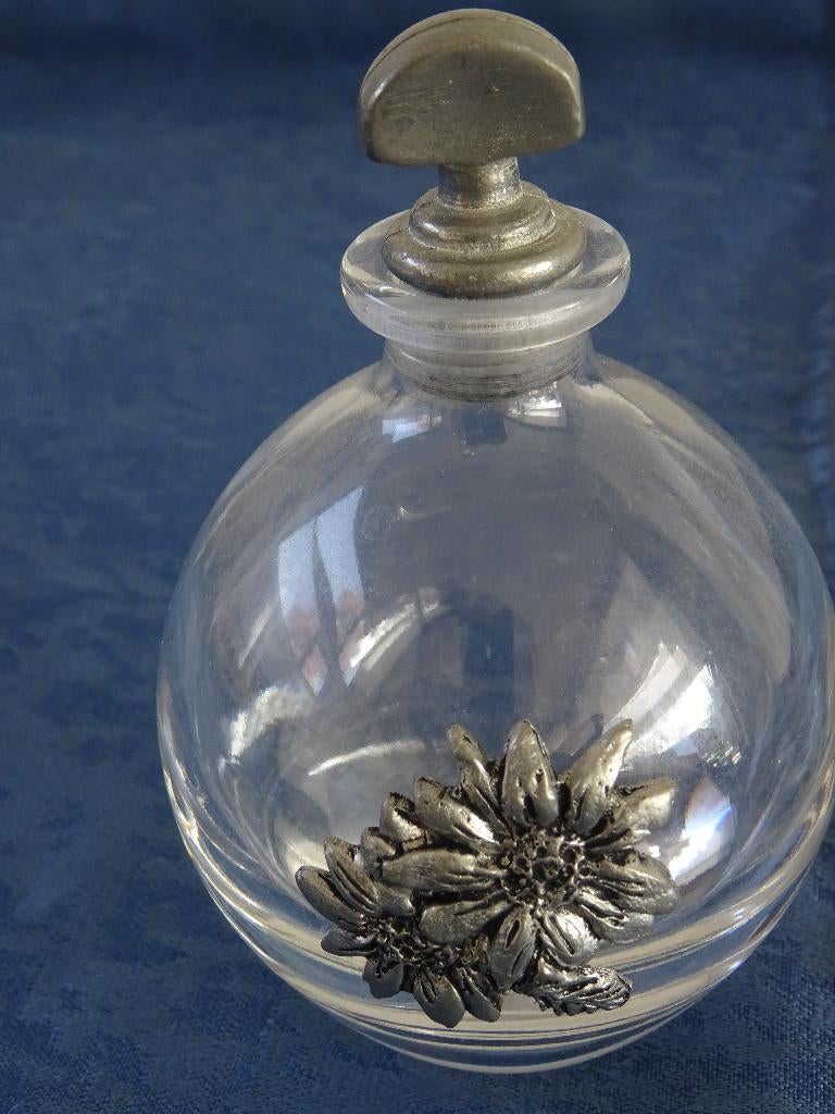 Kristal parfumflesje antiek kristallen parfum flesje vintage, Ophalen of Verzenden, Zo goed als nieuw, Parfumfles