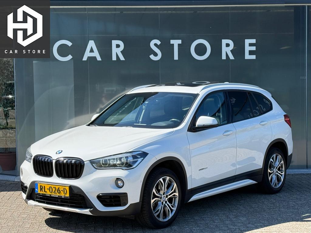 BMW X1 sDrive20i Corporate Lease High Executive, Auto's, BMW, 1998 cc, Euro 6, Wit, Bedrijf