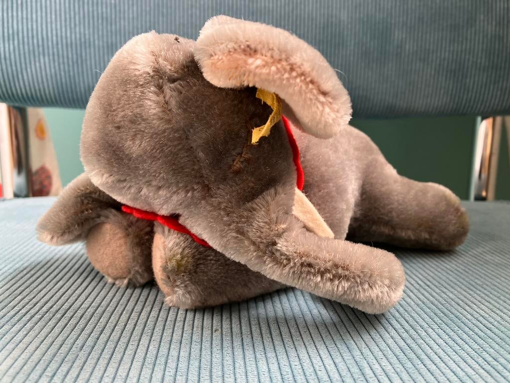 STEIFF olifant Floppy Ele / 18 cm / slapend / vintage 50-60, Ophalen of Verzenden, Gebruikt