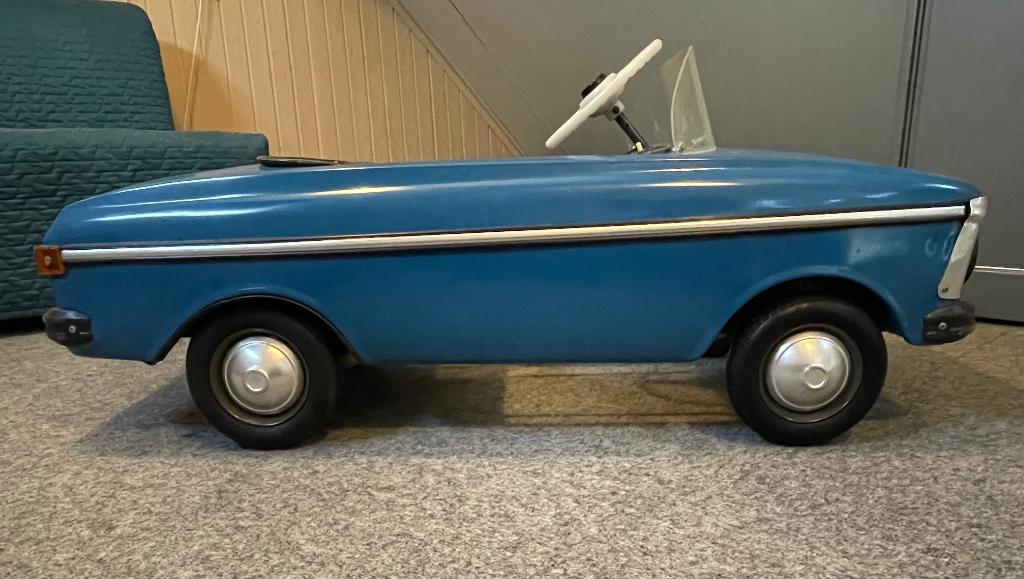 Prachtige trapauto uit Rusland, Ophalen, Zo goed als nieuw, Auto's