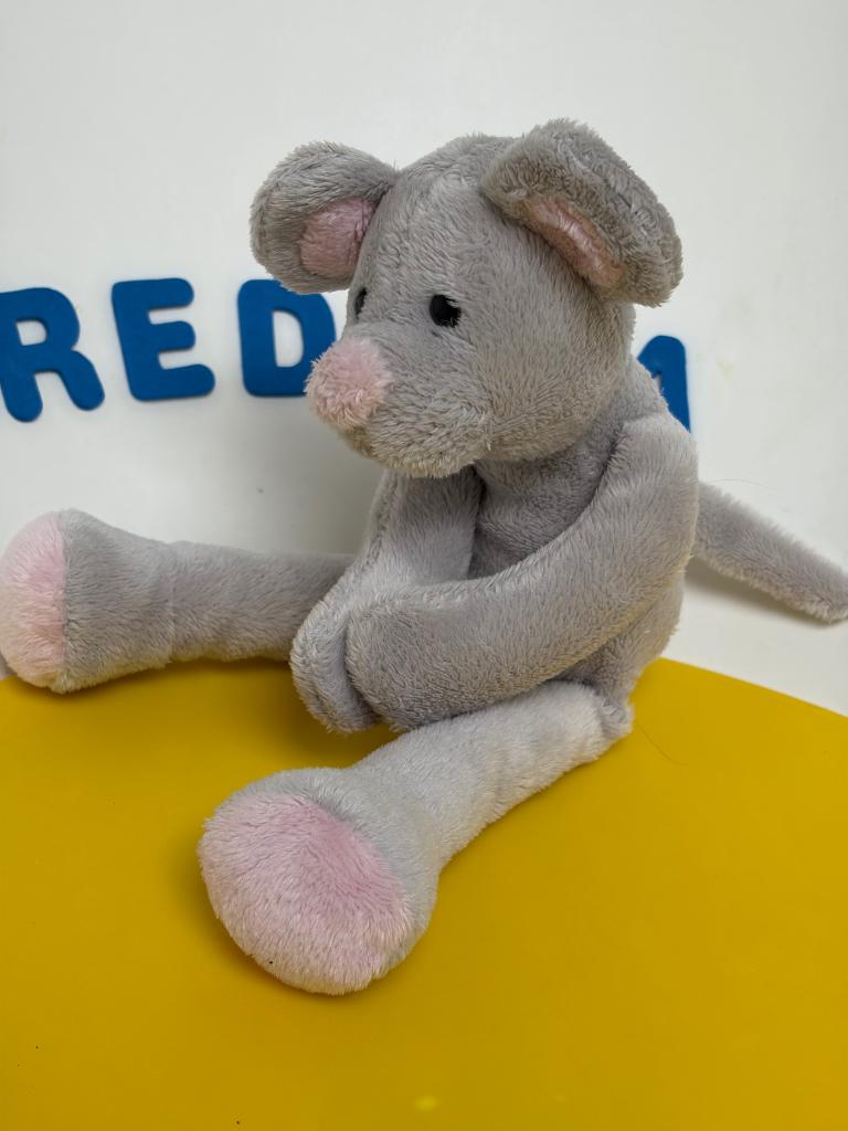 636 hema muis muisje grijs magneethandjes, Ophalen of Verzenden, Overige typen