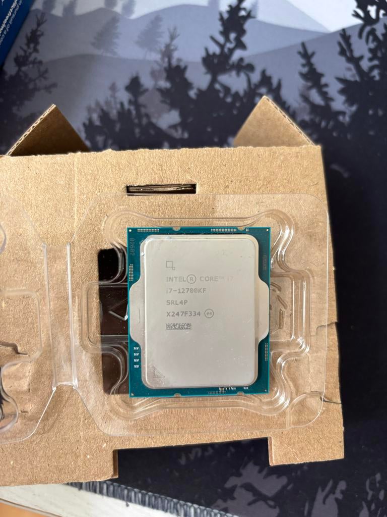 Intel Core i7 12700KF Processor, Computers en Software, Processors, Ophalen of Verzenden, Nieuw, 12-core, 4 Ghz of meer