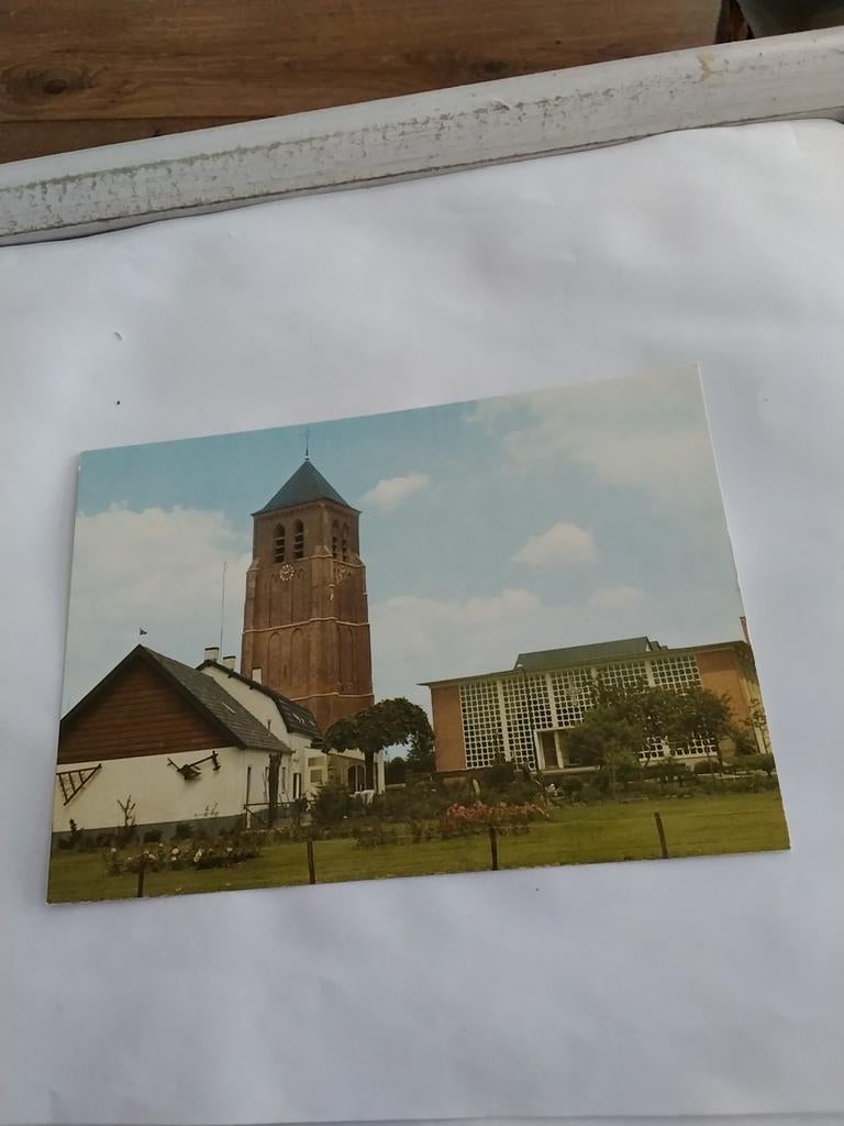LUYKSGESTEL.  R.K. KERK, Ophalen of Verzenden