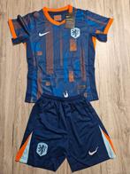 Nederlands elftal tenue uit maat 110-116, Sport en Fitness, Voetbal, Maat XS of kleiner, Ophalen of Verzenden, Nieuw, Set