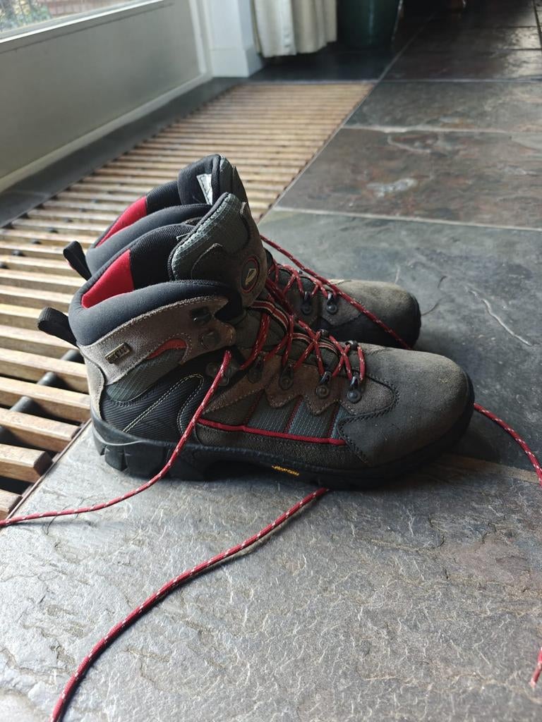 McKinley wandelschoenen maat 41 – Aquamax – z.g.a.n. (1x ged, Sport en Fitness, Bergsport en Wandelen, Ophalen of Verzenden, Zo goed als nieuw