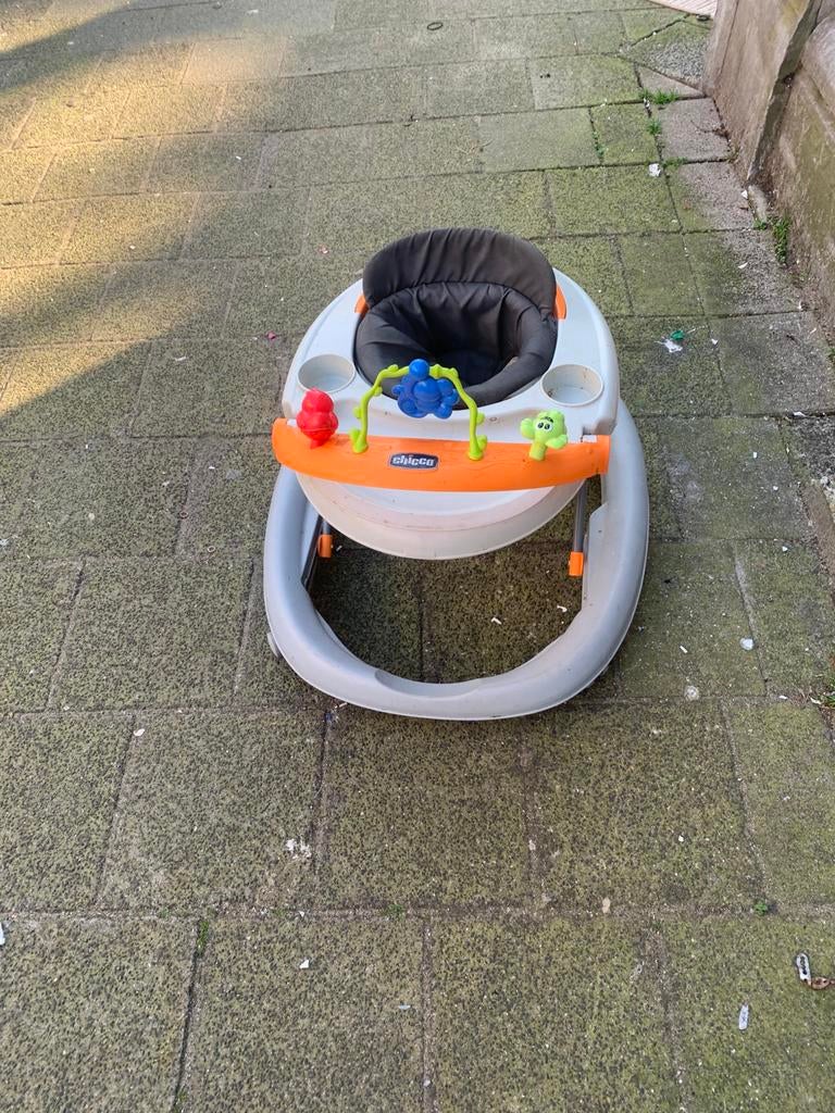 Loopstoel te koop, Kinderen en Baby's, Ophalen of Verzenden, Zo goed als nieuw, Overige typen