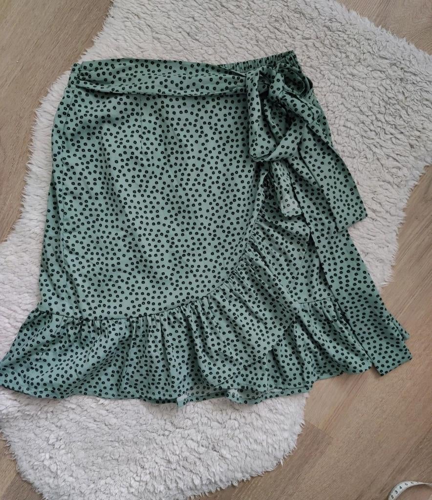 Rokje bloemen ONLY maat S, Kleding | Dames, Rokken, Ophalen of Verzenden, Zo goed als nieuw, Maat 38/40 (M), Boven de knie