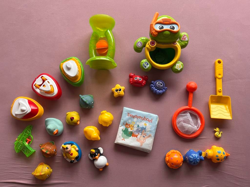 Grote set badspeelgoed - Schildpad, bootjes, diertjes, Kinderen en Baby's, Speelgoed | Badspeelgoed, Gebruikt, Ophalen of Verzenden