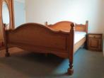 Massief blank eiken bed met nachtkastjes en kledingkast, Ophalen, Gebruikt, Bruin, Massief blank eikenhout
