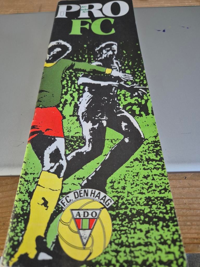 FC DEN HAAG - FC AMSTERDAM, Ophalen of Verzenden, Gebruikt, Overige binnenlandse clubs, Boek of Tijdschrift